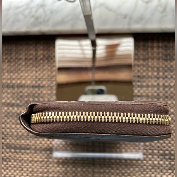 Gucci Brown Guccissima Leather Wallet - Picture 7 of 16
